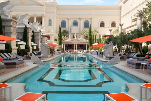 Caesars Palace Resort Casino Las Vegas United States Of America Las Vegas Hotel Discounts Hotels Com