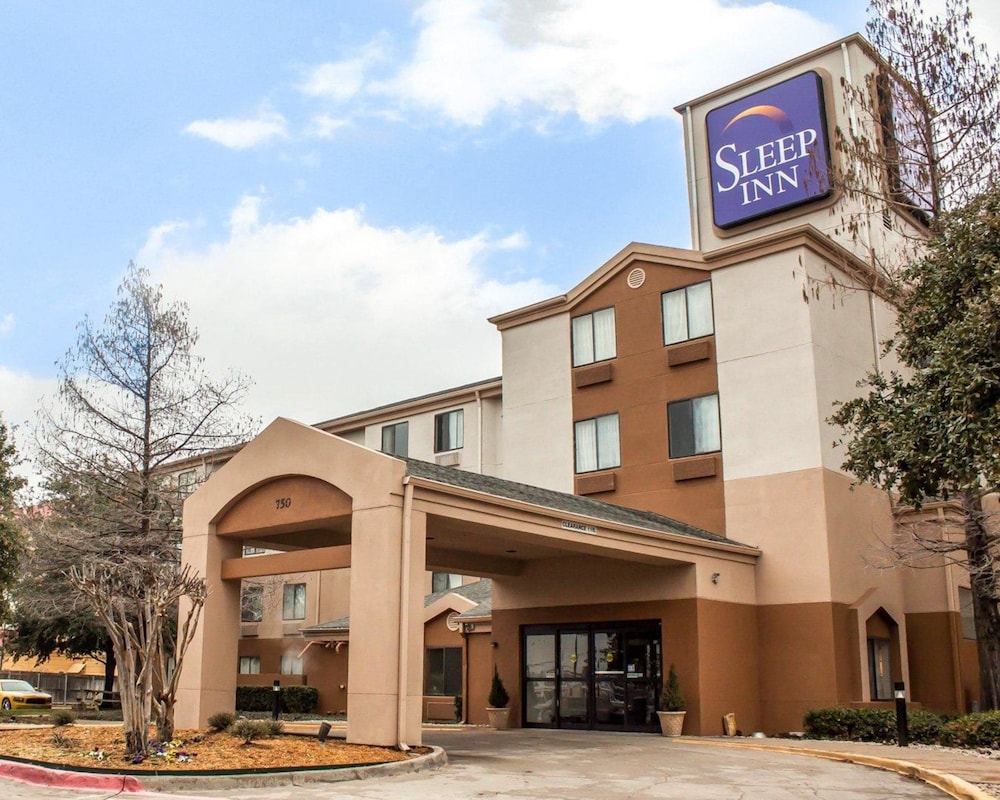 Book Sleep Inn Arlington Near Six Flags In Hotels Sleep Inn Arlington Near Six Flags