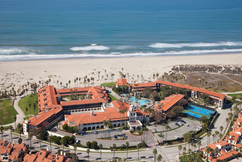 Book Emby Suites By Hilton Mandalay Beach Hotel Resort In Emby Suites By Hilton Mandalay Beach Hotel Resort Oxnard