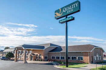 Top 10 Hotels In Burlington Colorado