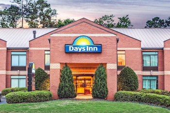 Top 10 Hotels In Riverdale Georgia