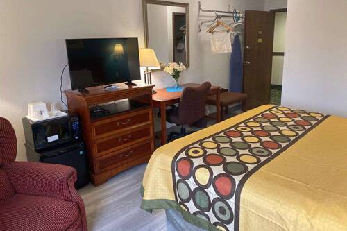 Book Americas Best Value Inn West Frankfort In West Frankfort Hotels Com Book Americas Best Value Inn West Frankfort In West Frankfort Hotels Com