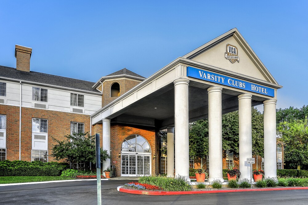 Book Varsity Clubs Of America South Bend By Diamond Resorts In Varsity Clubs Of America South Bend By Diamond Resorts Mishawaka