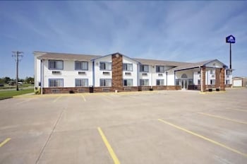 Top 10 Hotels In Linn Missouri
