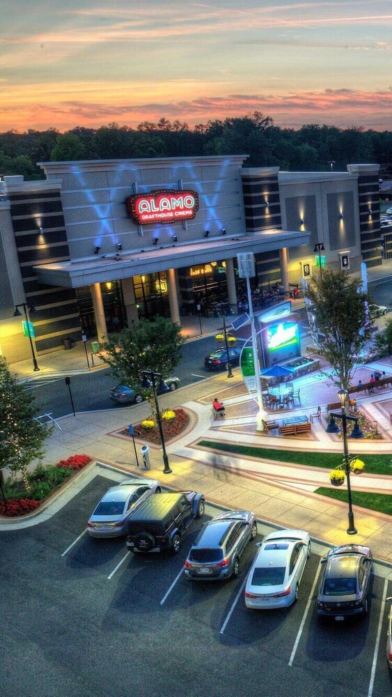 Fairfield Inn Suites By Marriott At Dulles Airport Sterling Hotels Com