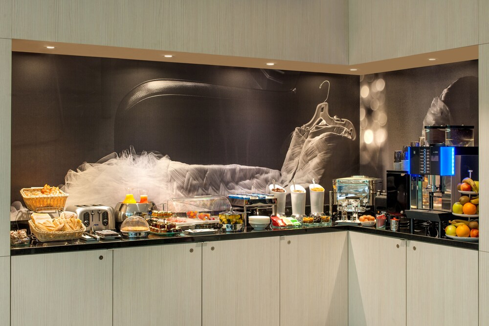 シタディーヌ オペラ パリ 地下鉄の駅とルーブルに近くて便利なパリのレジデンス 宿泊予約はホテルズドットコム