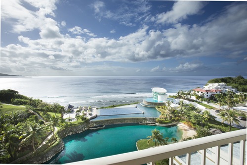 シェラトン ラグーナ グアム リゾート 自由の女神像の近くスパ利用可能なビーチに位置する高級型リゾート 宿泊予約はホテルズドットコム