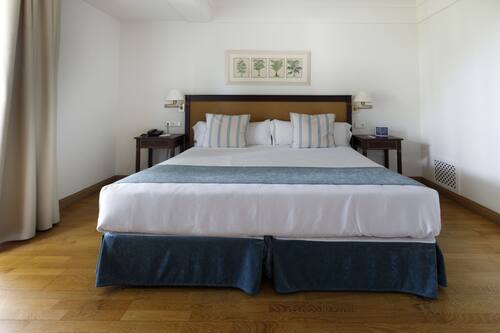 Book Hotel Guadacorte Park In Los Barrios Hotels Com