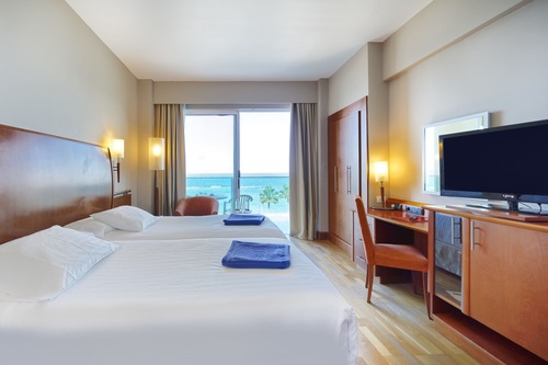 Book Bull Reina Isabel Spa In Las Palmas De Gran Canaria Hotels Com