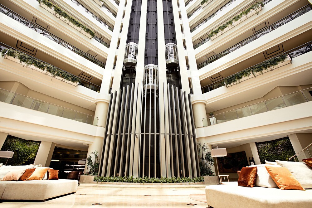 Book Grand Tikal Futura Hotel In Guatemala City Hotels Grand Tikal Futura Hotel Guatemala City Interior Entrance