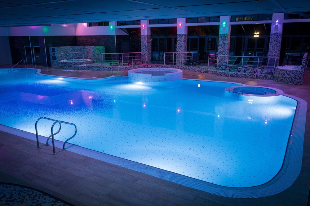 Village Hotel Coventry, Coventry Info, Photos, Reviews Book at