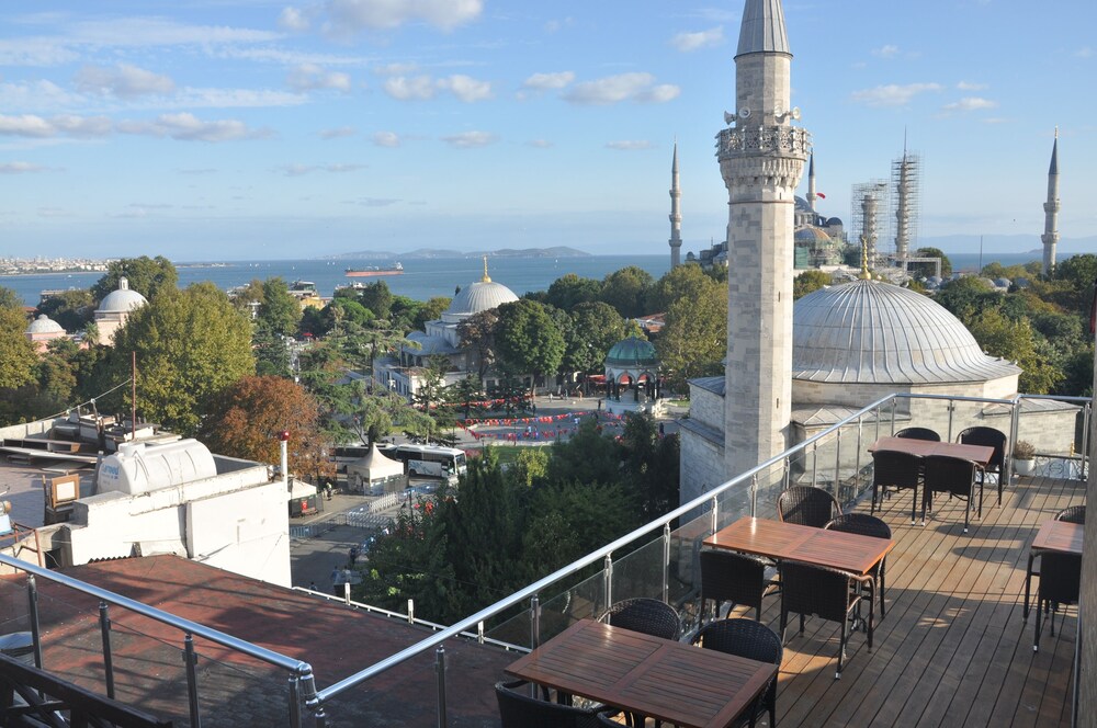 Lapis Inn Hotel Spa Ex Ambassador Hotel In Istanbul Hotels Com