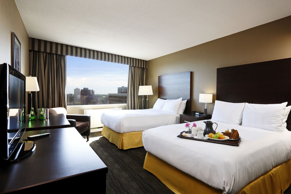 radisson hotel pillows