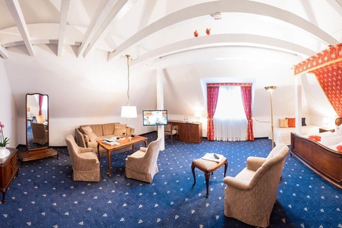 Hotel Adler Post In Schwetzingen Hotels Com