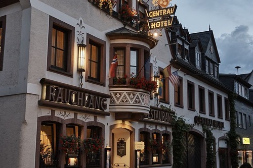 Central Hotel Ringhotel Rudesheim Ruedesheim Am Rhein Germany Ruedesheim Am Rhein Hotel Discounts Hotels Com