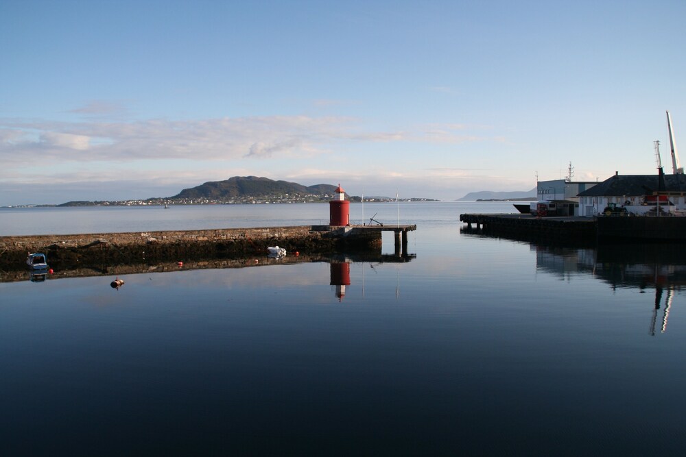 Book Thon Hotel Alesund In Alesund Hotels Com