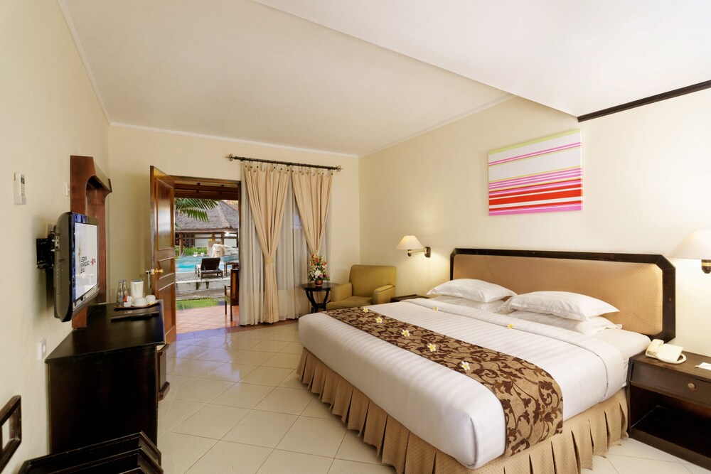Legian Paradiso Hotel Chse Certified Legian Info Photos Reviews Book At Hotels Com