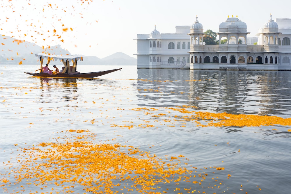 The Lake Palace - Udaipur | Amaze View