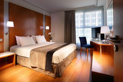 Hotel Exe Plaza In Madrid Hotels Com