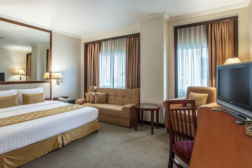 Book Arnoma Grand In Bangkok Hotels Com Book Arnoma Grand In Bangkok Hotels Com