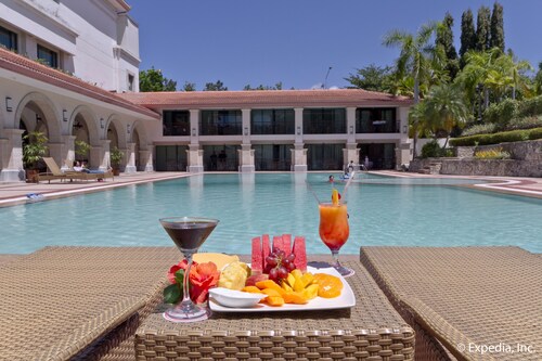 15 Closest Hotels To Lapu Lapu City Hall In Lapu Lapu Hotels Com