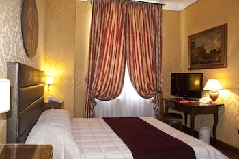 Roma bölgesindeki Royal Court Hotel resmi