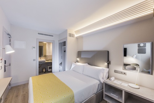 Book Catalonia Granada Hotel In Granada Hotels Com