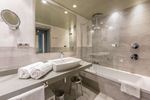 Book Catalonia Granada Hotel In Granada Hotels Com