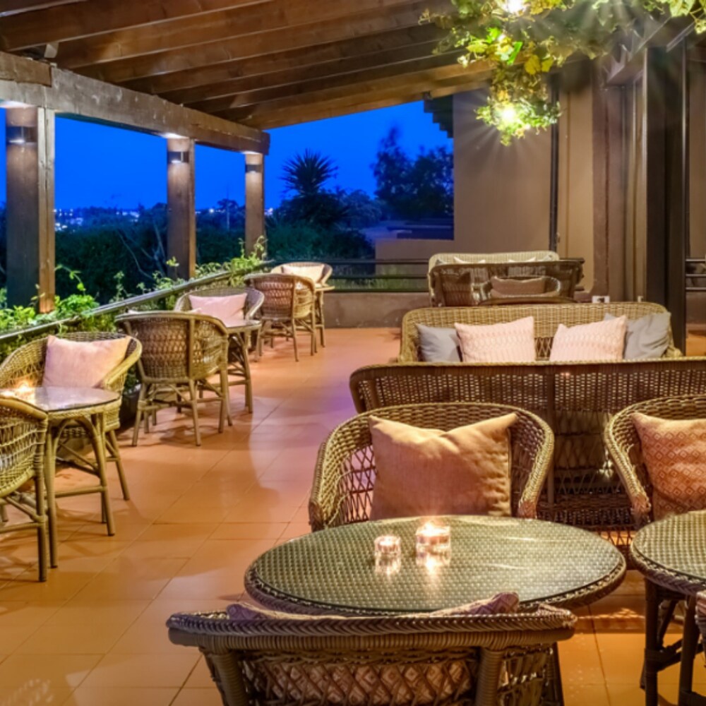 エボラ ホテル エヴォラ の宿泊予約 ホテルズドットコム