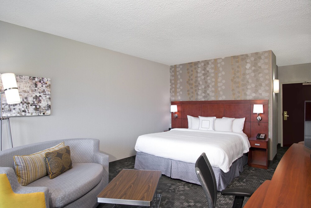 Book Courtyard By Marriott Ballantyne In Charlotte Hotels Courtyard By Marriott Ballantyne Charlotte