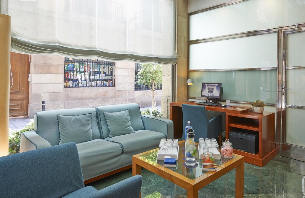 Hotels Deals S For Hotel Reservations From Luxury Nh Barcelona Centro