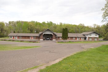 Top 10 Hotels In Balsam Lake Wisconsin