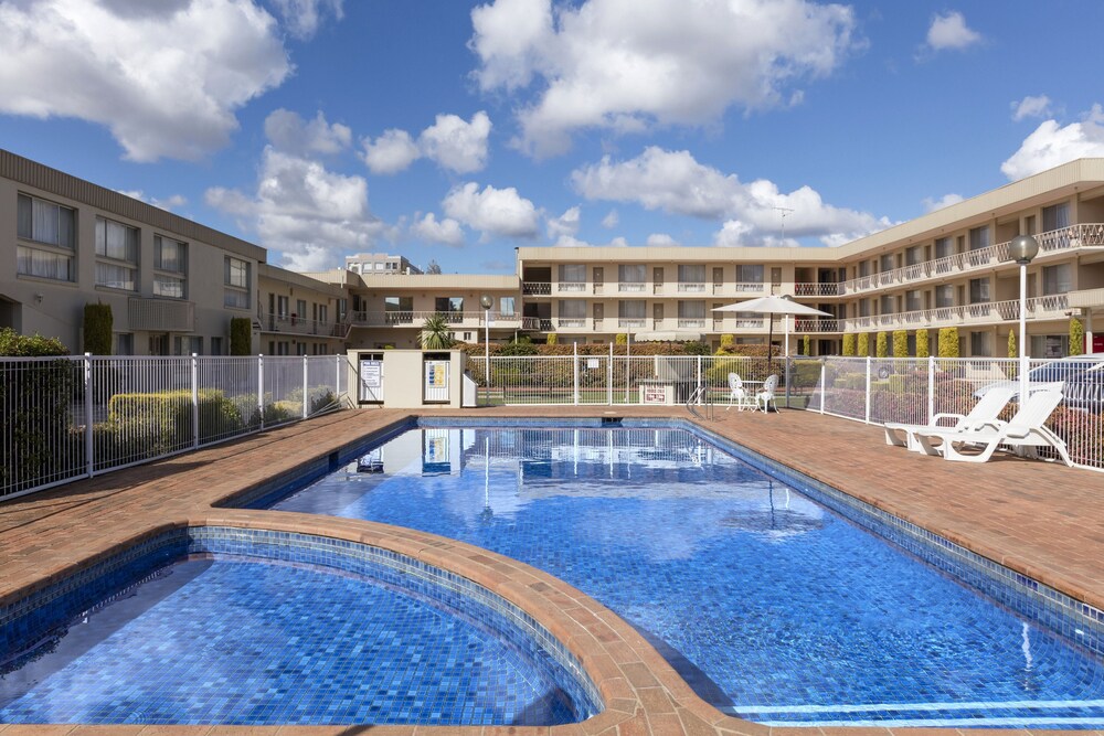 Best Western Central Motel Apartments Queanbeyan Australia Best Western Central Motel Apartments Queanbeyan Outdoor Pool