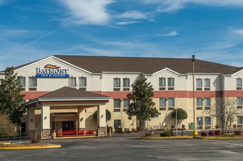 15 Closest Hotels To Wolfchase Galleria In Memphis