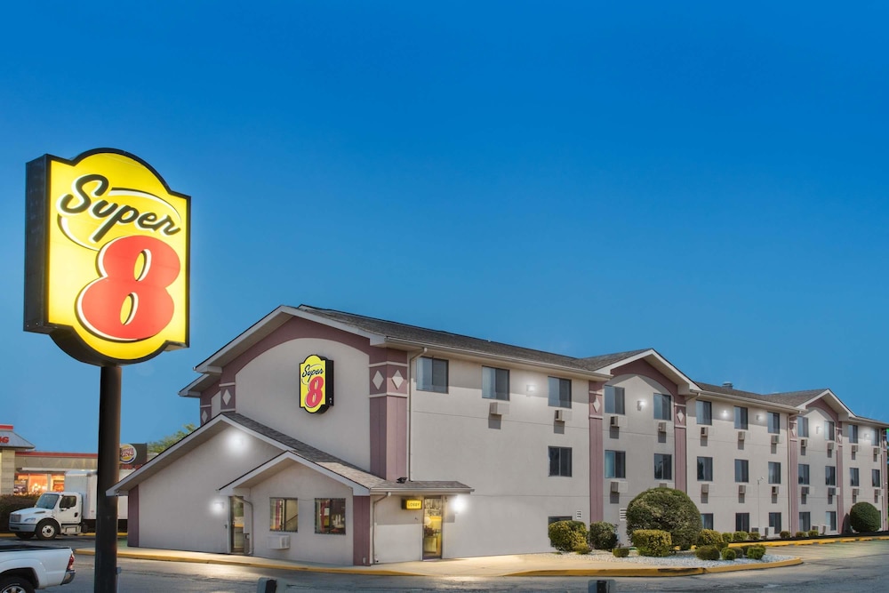 Book Super 8 Aberdeen Md In Hotels Super 8 Aberdeen Md