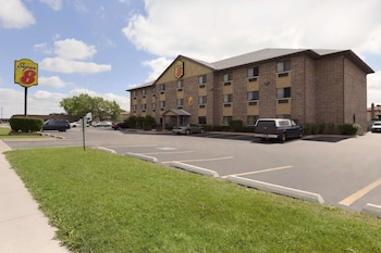 Top 10 Hotels In Bridgeview Il Hotels In Bridgeview