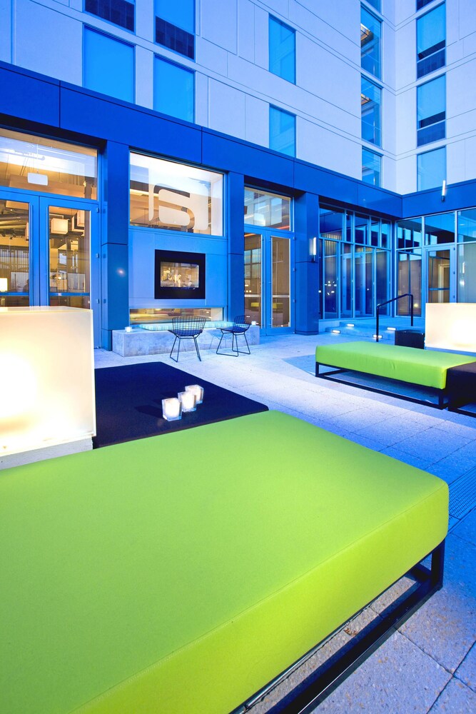 Book Aloft Mount Laurel In Philadelphia Hotels Com [ 333 x 500 Pixel ]