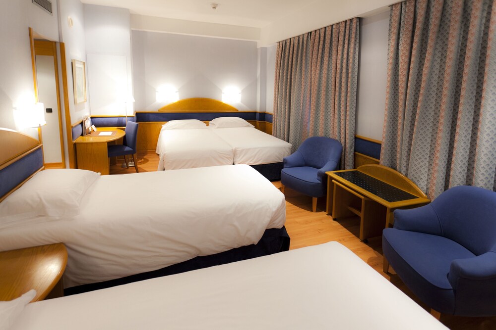 Agumar Hotel Madrid Espana Hoteles En Madrid Hoteles Com