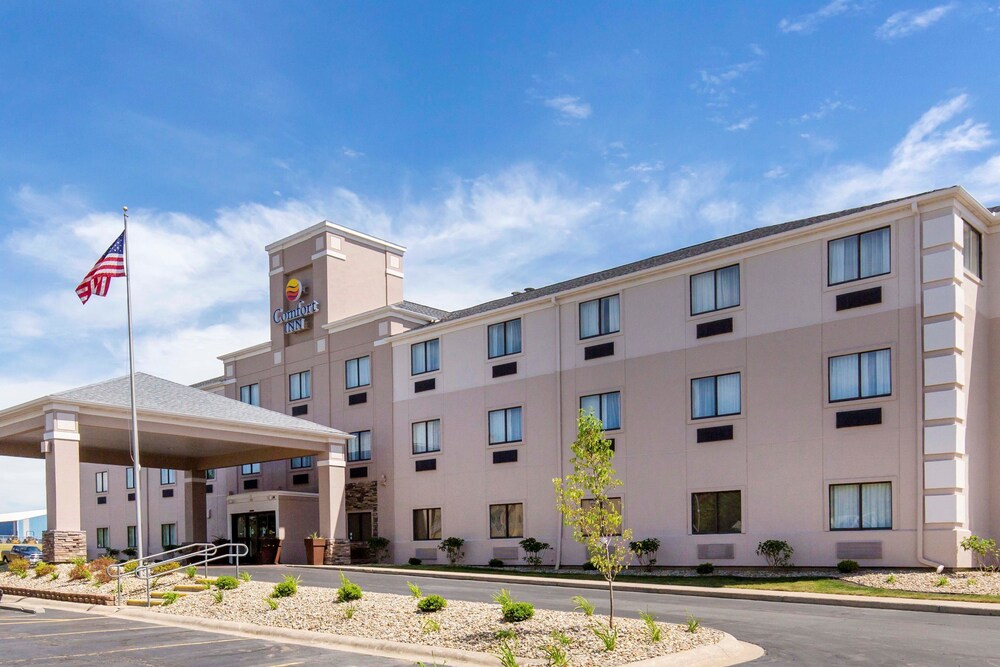 Book Comfort Inn In La Porte Hotels Comfort Inn La Porte