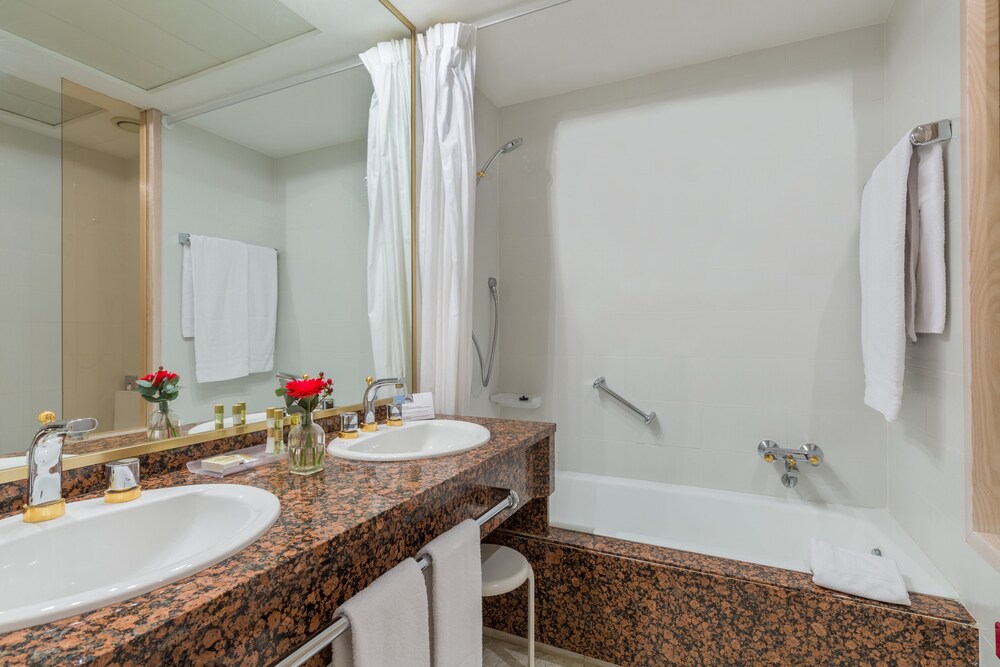 Eurostars Boston En Zaragoza Hoteles Com