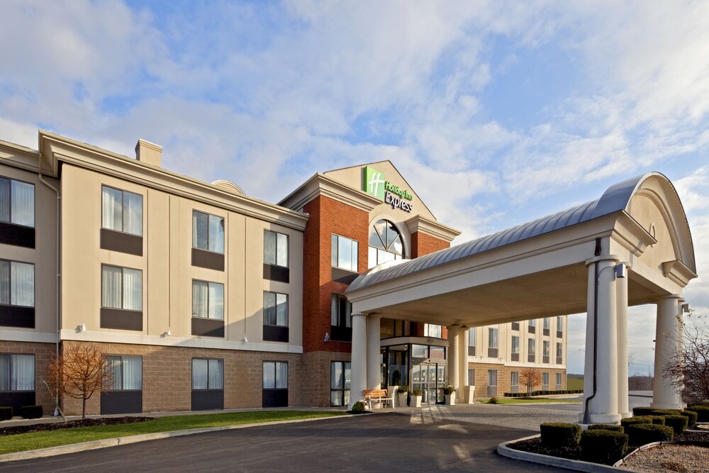 Book Holiday Inn Express Hotel Suites East Greenbush In Holiday Inn Express Hotel Suites East Greenbush Rensselaer