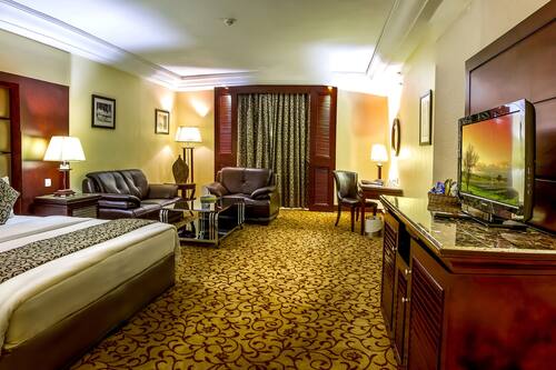 احجز فندق دايز إن باي ويندام أجنحة عم ان في عمان قارن أسعار الفنادق في عمان