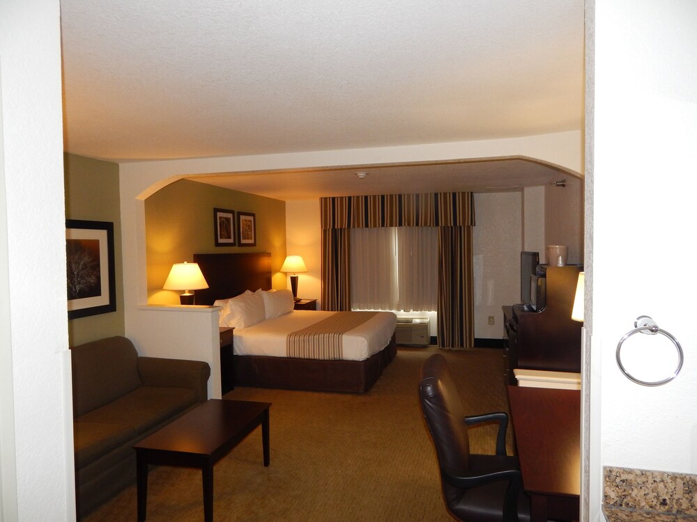 Book Best Western Celina in Celina