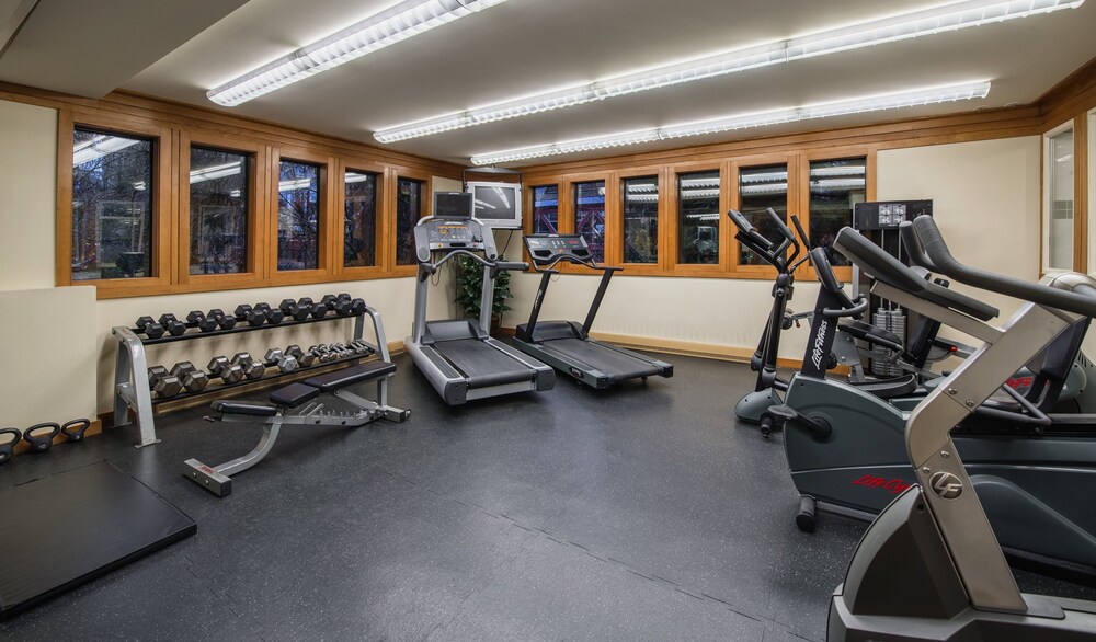 Book Whistler Village Inn And Suites In Whistler Hotels Com