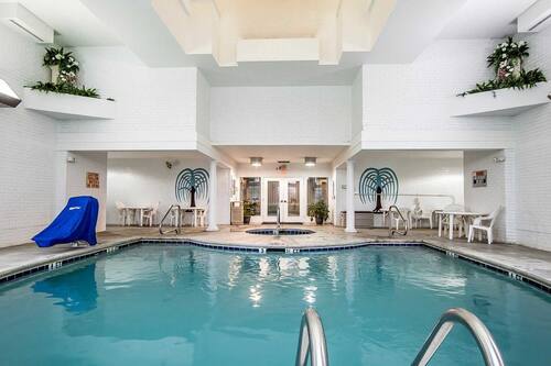 book clarion inn willow river in sevierville hotels com