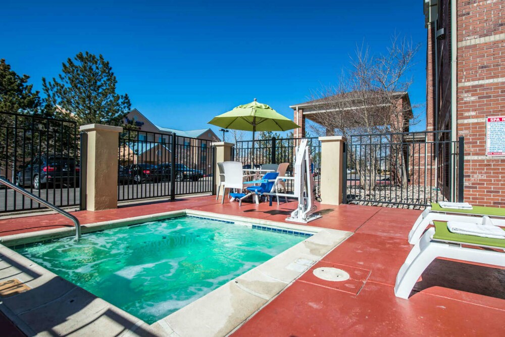 Book Comfort Suites Highlands Ranch Denver Tech Center Area In Littleton Hotelscom