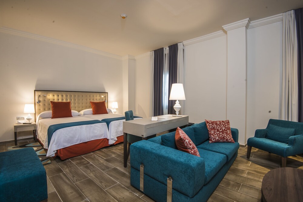 Book Nh Collection Hotel Victoria La Habana In Havana Hotels Nh Collection Hotel Victoria La Habana Havana