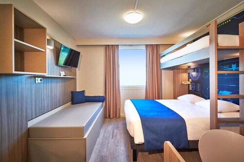 Hotels Pour Familles A Poitiers Hotels Com