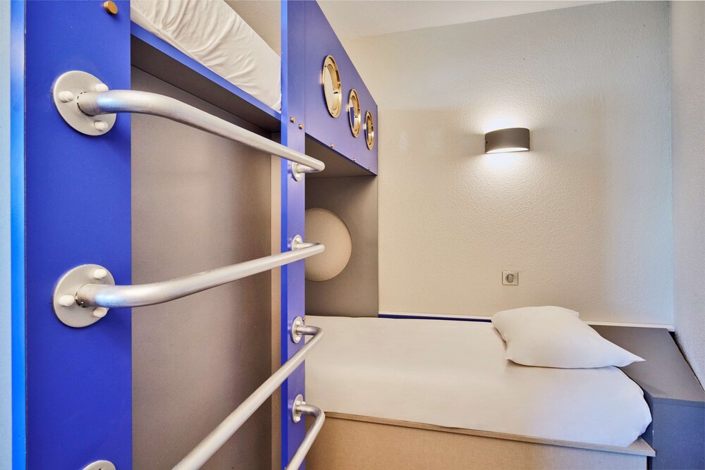 Kyriad Poitiers Jules Verne Site Du Futuroscope Chasseneuil Du Poitou Hotels Com