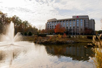 15 Closest Hotels To Short Pump Town Center In Richmond